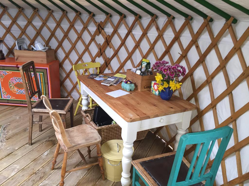 Отель The Yurt Isle of Gigha Экстерьер фото